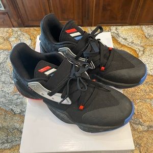 Adidas Harden Vol. 4J Basketball Shoes